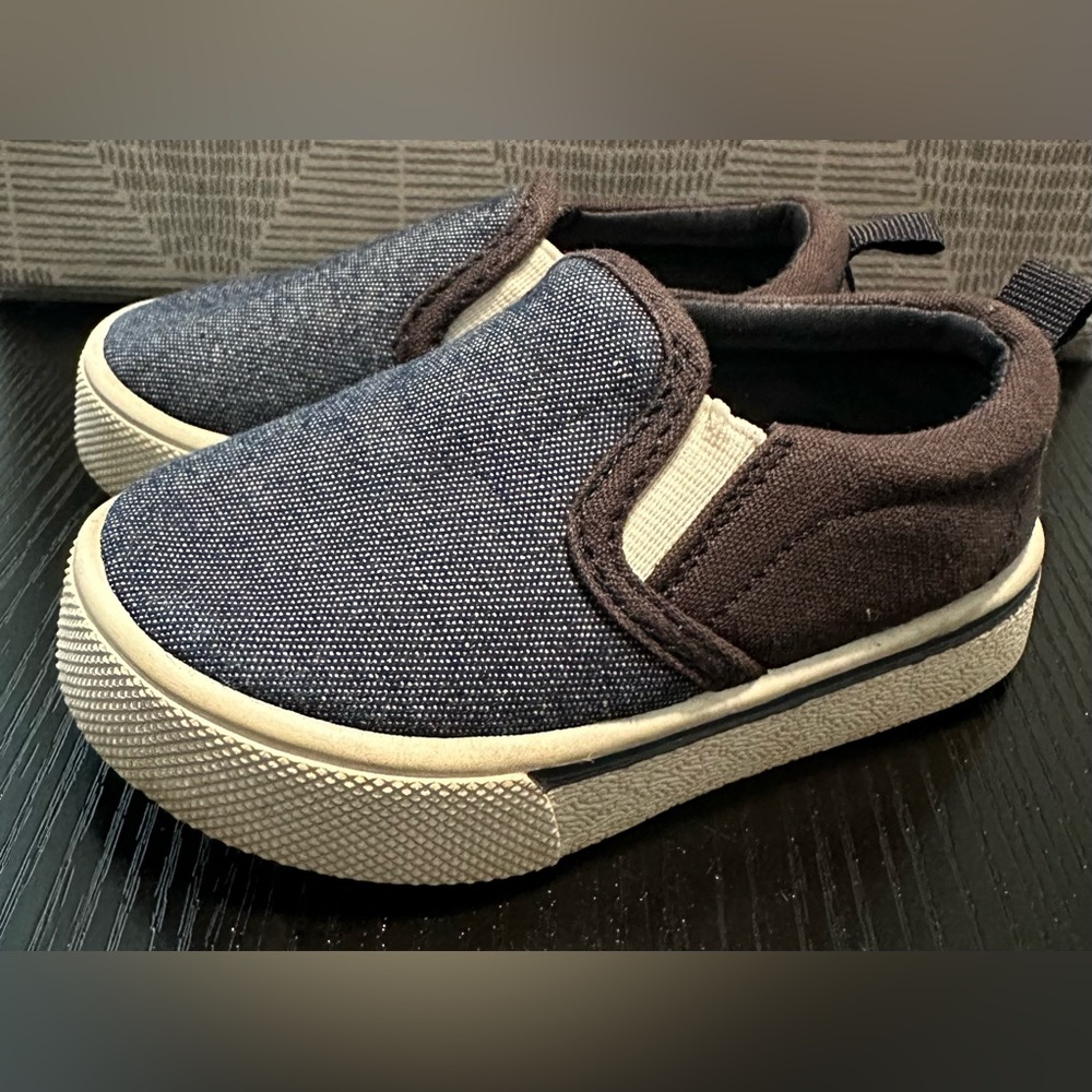Osh Kosh Bgosh Baby/Toddler Navy Slip On Sneakers Size 5